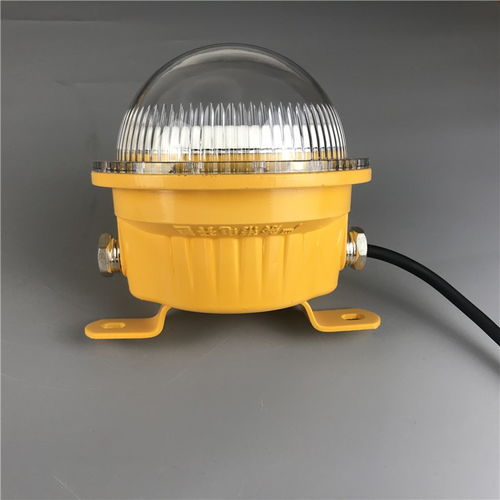 煙草倉(cāng)庫(kù)專用防爆燈100W的安全與應(yīng)用
